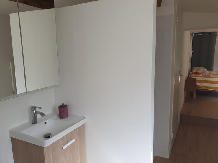 Photo de la location a temps partiel de : Bel appartement au vert, proche Aix-en-Provence et Marseille à Simiane-Collongue