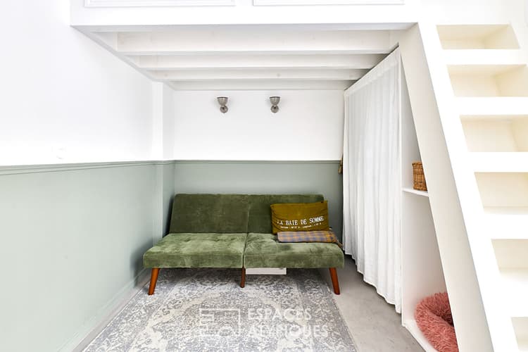 Photo de la location a temps partiel de : Studio sur cour avec mezzanine à Paris