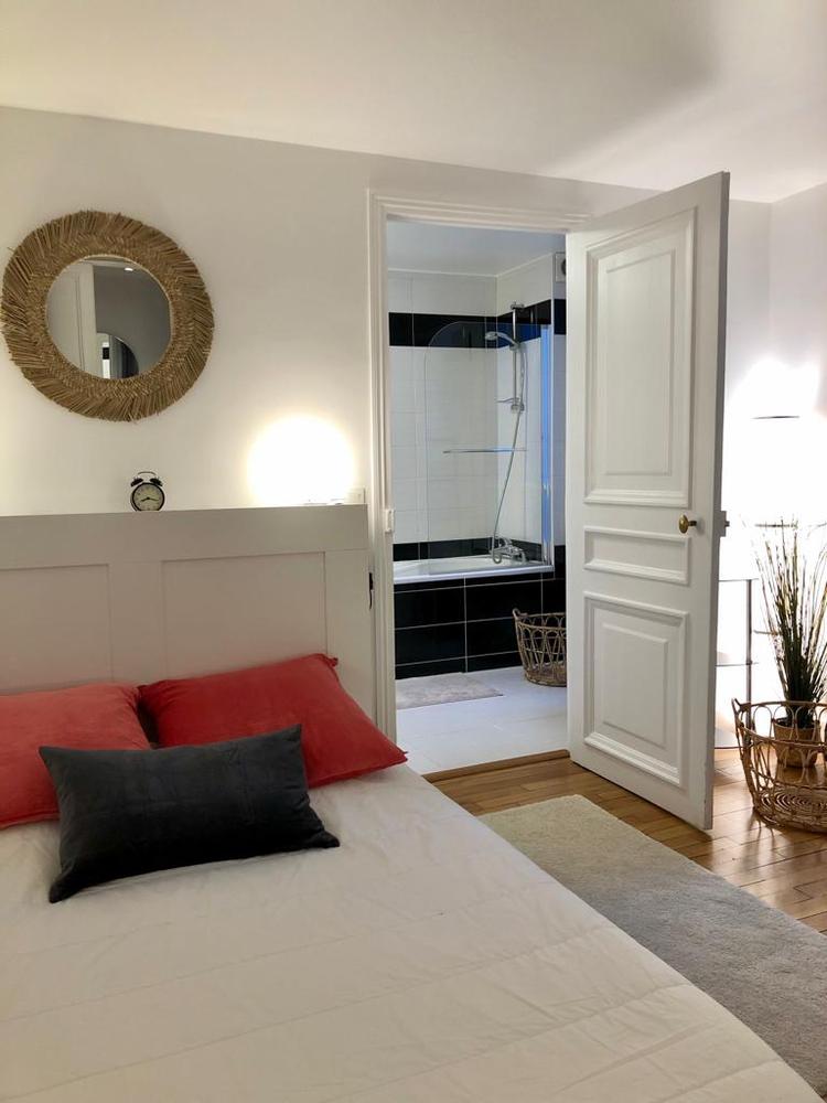 Photo de la location a temps partiel de : très belle chambre ,  bail temps partiel pour voyageur travaillant quelques jours a paris à Paris