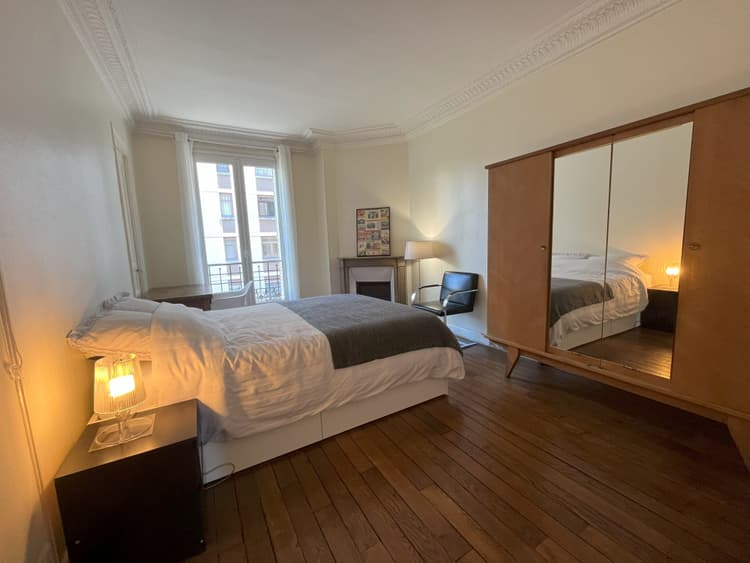 Photo de la location a temps partiel de : Chambre meublée à louer, occupation partielle de la semaine, Paris 15e à Paris 15e