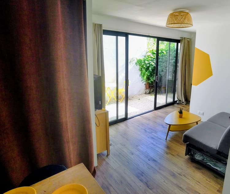 Photo de la location a temps partiel de : Studio 20m2 proche mer avec SdE à Saint-Nazaire
