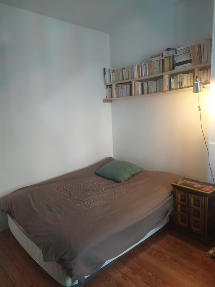 Photo de la location a temps partiel de : Grande chambre meublée proche toutes commodités à Pantin