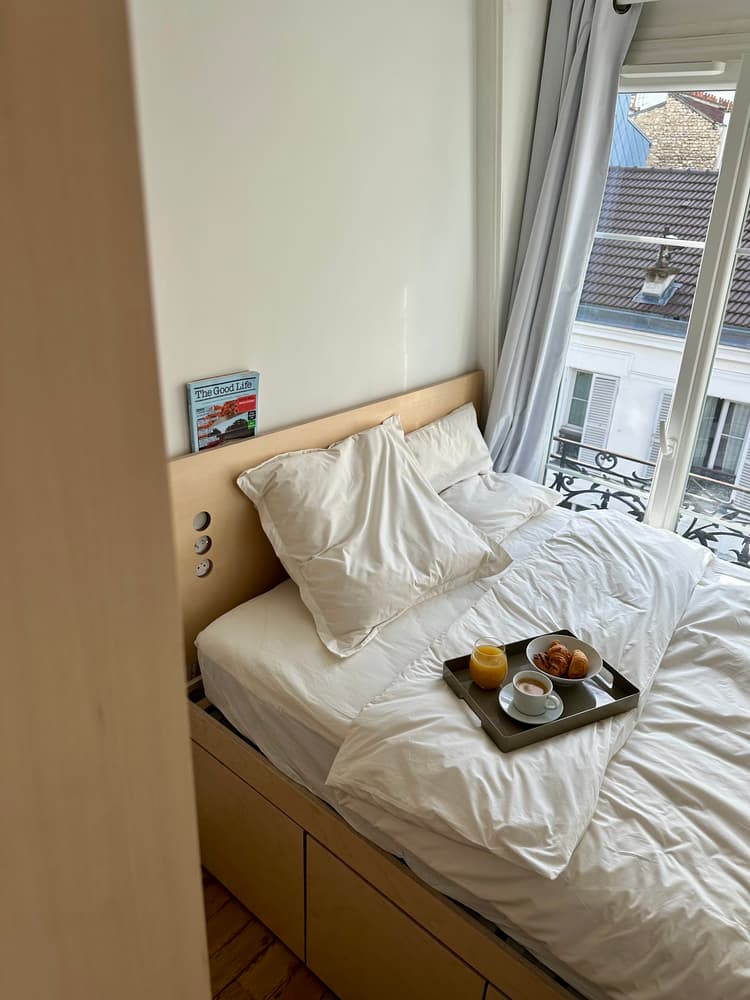 Photo de la location a temps partiel de : Studio design et lumineux à Paris