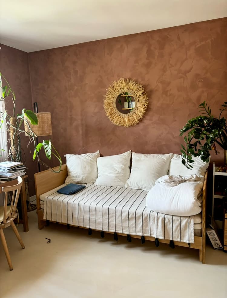 Photo de la location a temps partiel de : Grande chambre avec SDB individuelle dans une maison proche métro L5 à Romainville