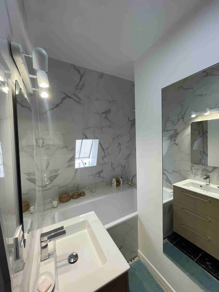 Photo de la location a temps partiel de : Beau studio de 27m2 à 2 pas de l'Arc de Triomphe à Paris