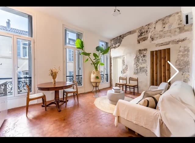 Photo de la location a temps partiel de : Bel appartement en plein centre de marseille vieux port à Marseille 6e