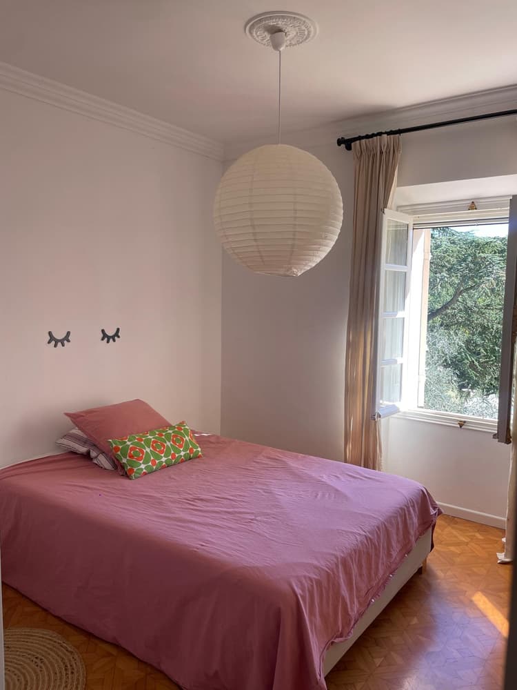Photo de la location a temps partiel de : CHAMBRE AU MILIEU DE LA NATURE à Châteauneuf-le-Rouge