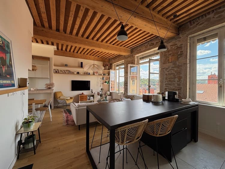 Photo de la location a temps partiel de : Appartement haut de gamme coeur centre-ville à Lyon