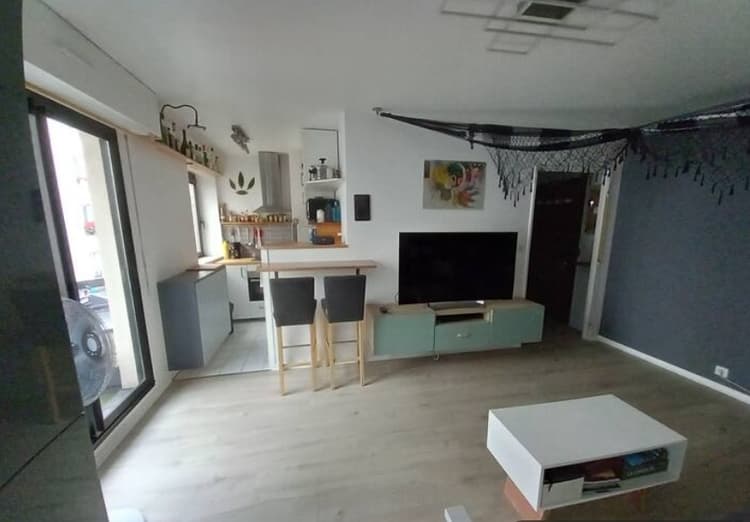 Photo de la location a temps partiel de : Appartement tout équipé au pied du métro et des commerces à Paris 19e