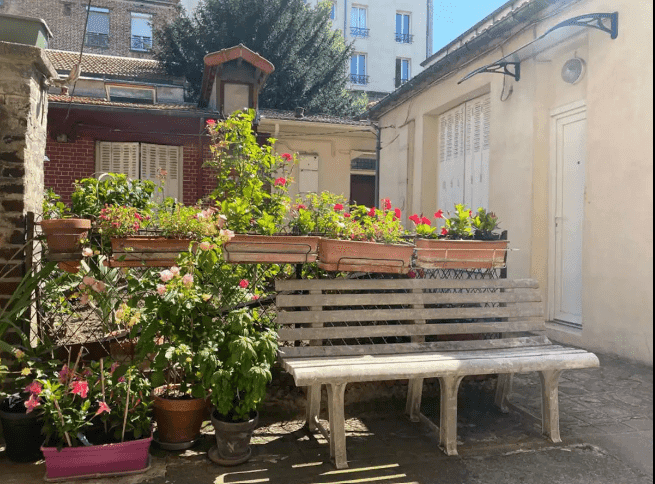 Photo de la location a temps partiel de : Tiny House à proximité immédiate de Paris (13e arr) à Ivry-sur-Seine