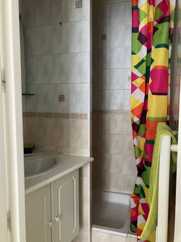 Photo de la location a temps partiel de : Chambre à louer dans un bel appartement en plein centre de Paris à Paris