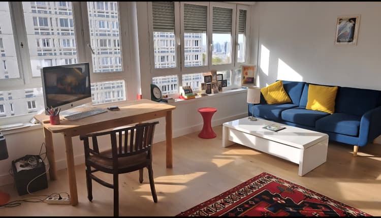 Photo de la location a temps partiel de : 50m2 lumineux Place des Fêtes/Mouzaïa/Buttes Chaumont à Paris