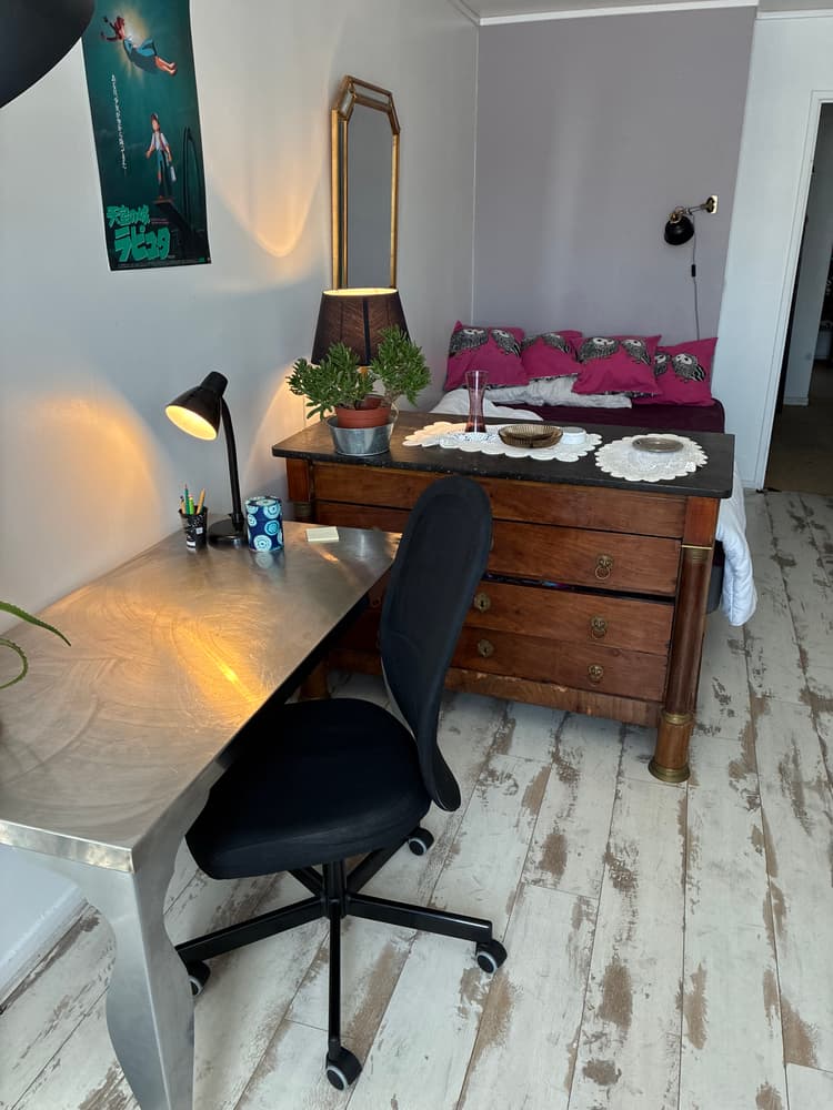 Photo de la location a temps partiel de : Location chambre meublée à la journée, à la semaine à Paris